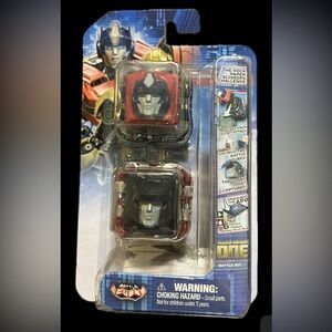 Transformers | OPTIMUS VS MEGATRON Battle Cubes